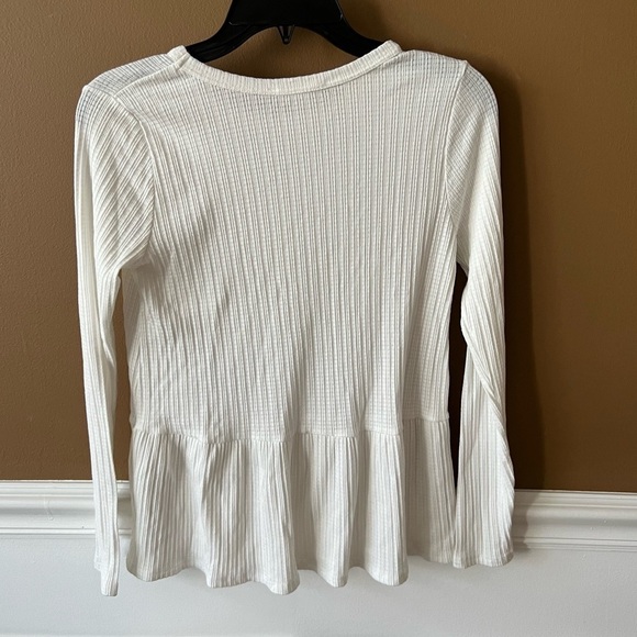 Caution to the Wind White Ribbed Peplum Long Sleeve Top Size Medium - Picture 3 of 3